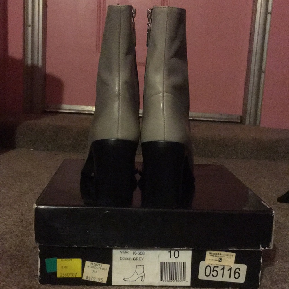 Booties - Picture 4 of 5
